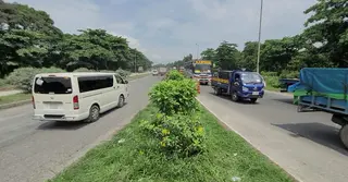 রবীন্দ্র বিশ্ববিদ্যালয়ের শিক্ষার্থীদের যমুনা সেতু অবরোধ প্রত্যাহার, যান চলাচল শুরু